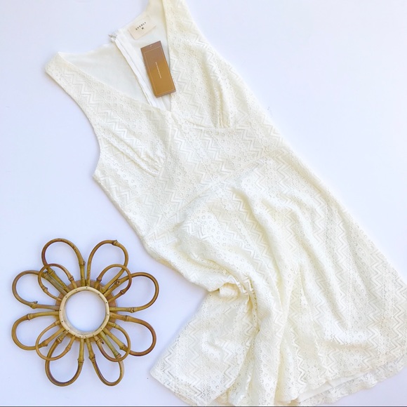 Francesca's Collections Dresses & Skirts - NWT Francesca’s eggshell lace dress